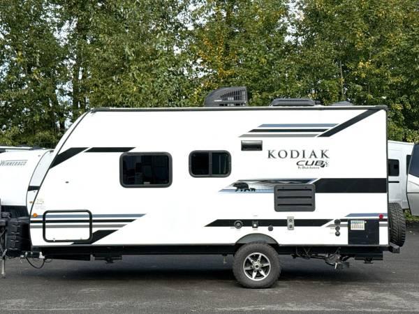 2020 Dutchmen Kodiak Cub  177RB Travel Trailer 6