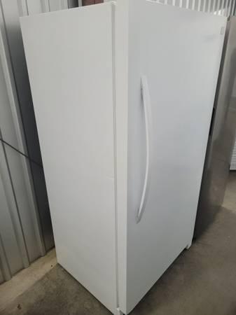 Kenmore 17cu ft Garage Ready Upright Freezer Frost-free 4