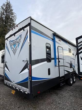2018 Vengeance By Forest River 42’ Toy Hauler F/W 1 Slide Rear Garage 5