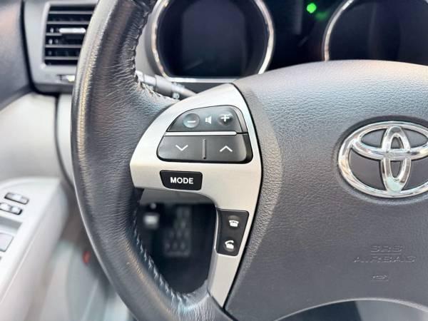 2011 Toyota Highlander AWD All Wheel Drive Electric Limited Hybrid Spo 19