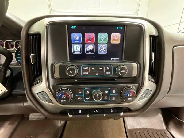 2015 Chevrolet Chevy Silverado 1500 LT Z71 Crew Cab 4X4 / 5.3L V8 / Heated Seats 18