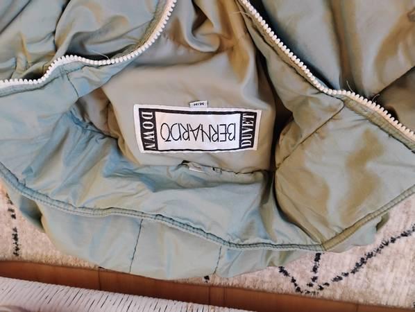 Down Winter Coat  size M 8