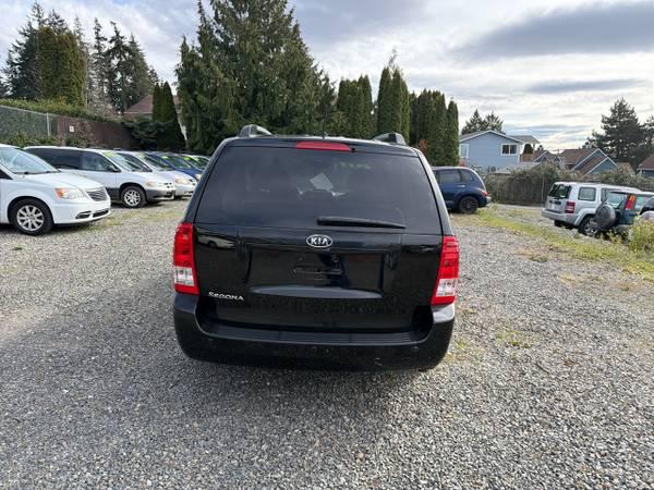 2012 Kia Sedona LX LWB 4