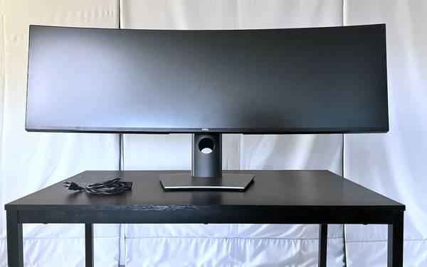 Dell Ultrasharp 49" Curved 5k Monitor