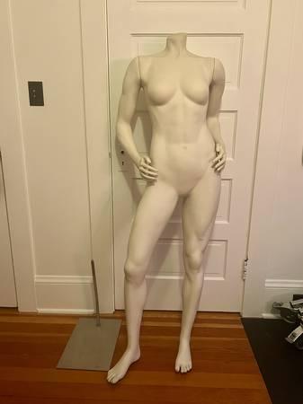 Nike Athletic Mannequin