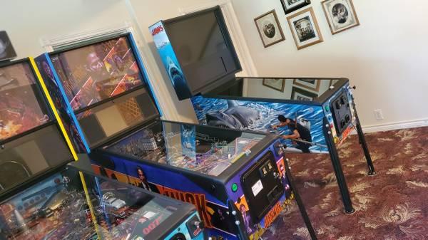 Virtual Pinball Machine Builds (144hz,OLED,4k) New Stern JAWS Table 2