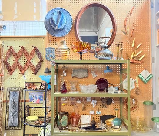 Vintage Kitchen & Mid Century Household Decor