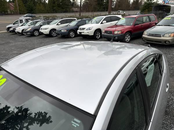 2008 Toyota Prius 4-Door Liftback 11
