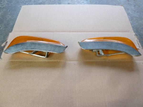 BMW 1971 E10 Front Signal Lights for Model 2002's. 5