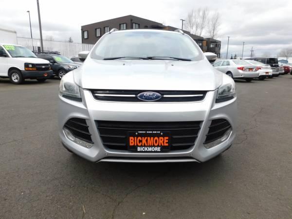 2014 Ford Escape 4x4 4WD Titanium Sport Utility 4D SUV 22