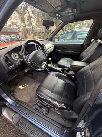2002 Nissan Pathfinder  SE 4x4 5