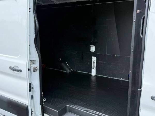 2015 Ford Transit 350 Van  Medium Roof w/Sliding Side Door Van 3D Van 24