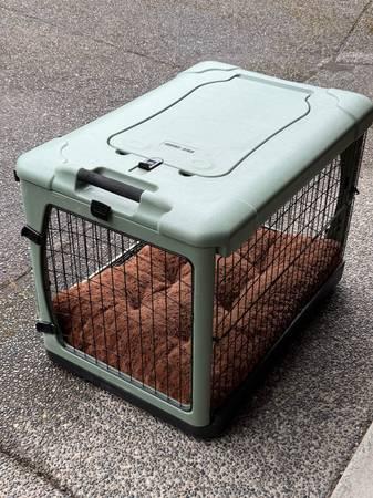 36 inch PET GEAR dog crate.