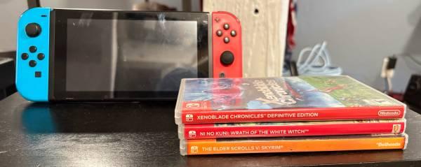 Nintendo Switch Bundle  - 11 big hit games