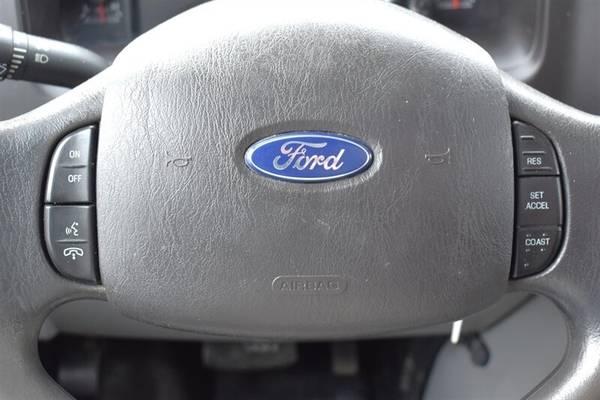 2017 Ford E-Series  E-350 SD 2dr Van 14