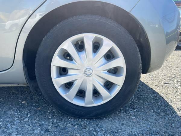 2014 Nissan Versa Note S 10