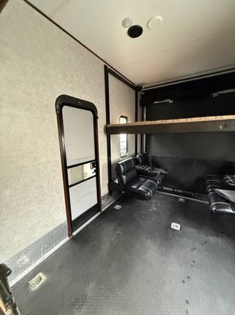 2018 Vengeance By Forest River 42’ Toy Hauler F/W 1 Slide Rear Garage 15