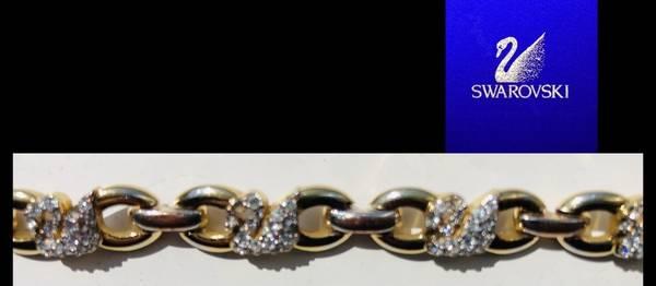 Swarovski Swan Tennis bracelet 4