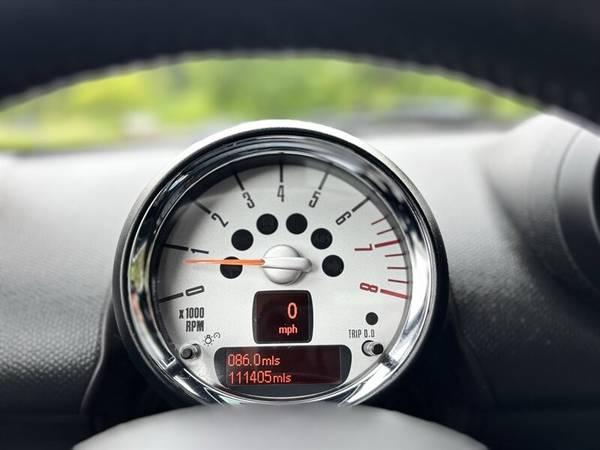 2013 MINI Countryman 24