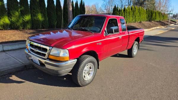 2000 Ford Ranger 4x4 4WD Truck XLT 2dr  Extended Cab SB
