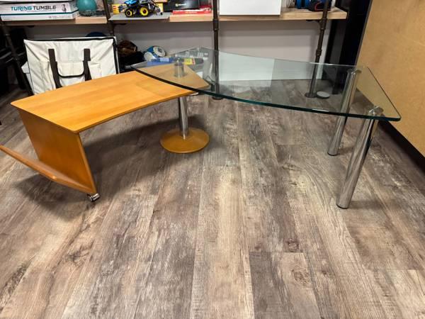 Glass top swinging coffee table 2