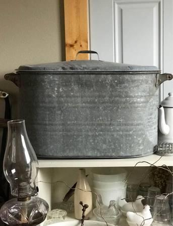VINTAGE GALVANIZED WASH TUB BOILER farmhouse decor