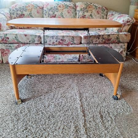 Solid Wood Lift Top Coffee Table 2
