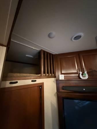 2015 Forest River Vengeance Touring 38L13 43’ F/W Toy Hauler 16