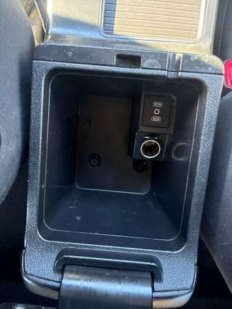 2007 Subaru Outback 2.5i Wagon 23