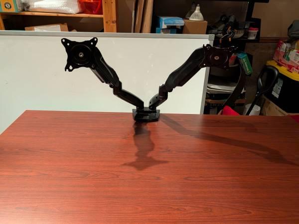 Sit-Stand desk with keyboard tray and dual monitor mount 3