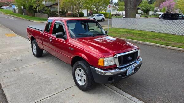2004 Ford Ranger 4x4 4WD Truck XLT 2dr SuperCab  SB 4