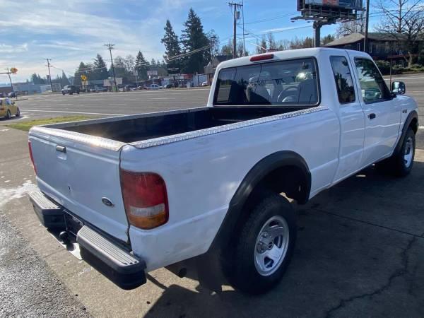 1993 Ford Ranger 4x4 4WD Truck XLT 2dr  Extended Cab SB 5