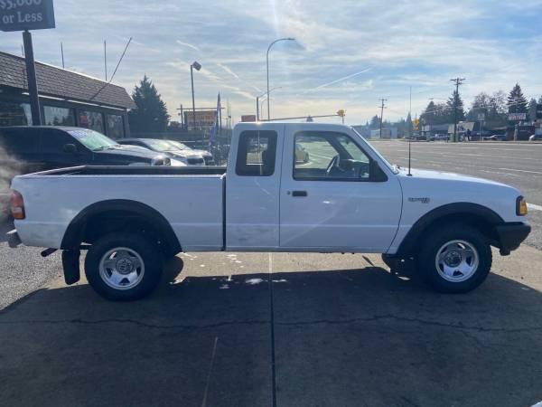 1993 Ford Ranger 4x4 4WD Truck XLT 2dr  Extended Cab SB 6
