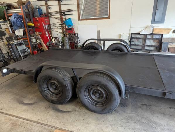 Car/ equipment trailer 16 ft steel deck/ TITLE