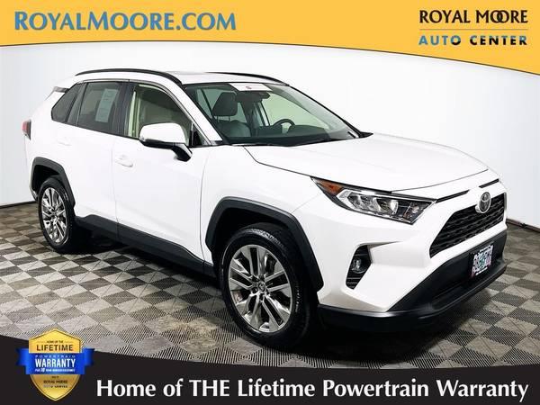 2020 Toyota RAV4 XLE Premium EASY FINANCING!