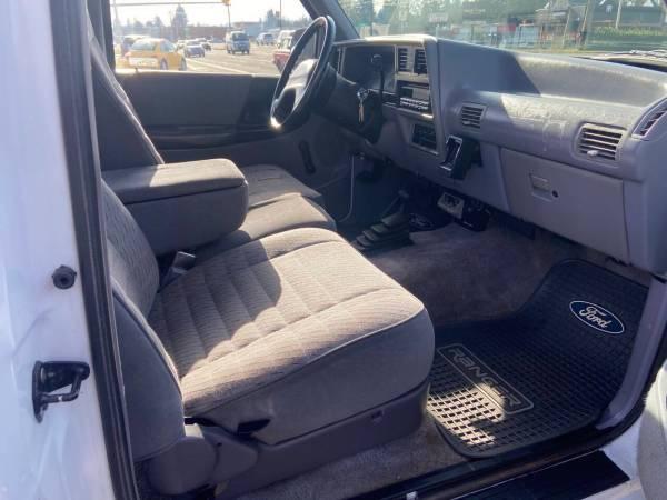 1993 Ford Ranger 4x4 4WD Truck XLT 2dr  Extended Cab SB 13