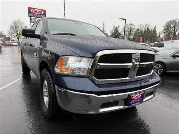 2020 RAM 1500 Classic 4x4 4WD Truck Dodge SLT Crew Cab 6.3 ft. SB Pickup 13