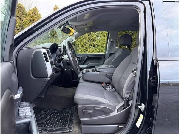 2017 Chevrolet Chevy Silverado 1500 Double Cab LT Pickup 4D 6 1/2 ft 12