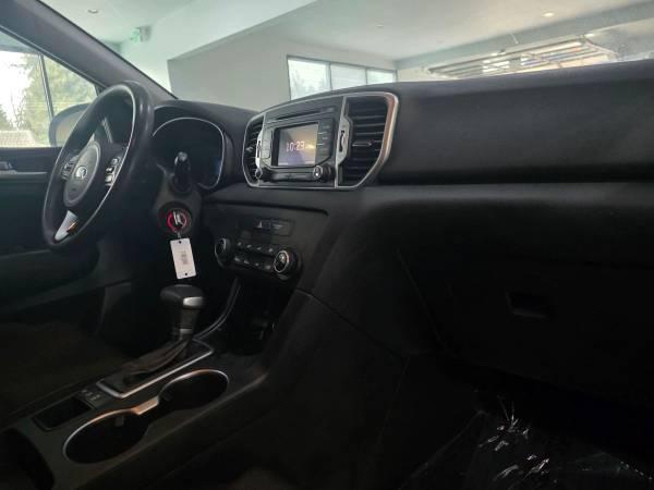 2018 Kia Sportage LX Sport Utility 4D 4-Cyl, GDI, 2.4 Liter - CUDL CER 18