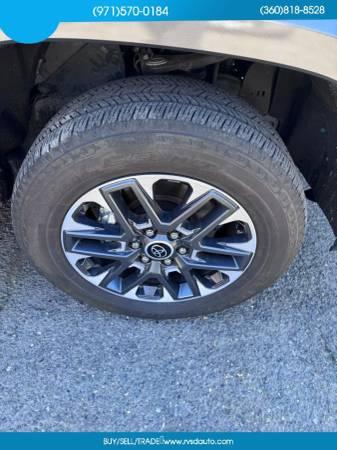 2024 Toyota Tundra Hybrid CrewMax 4x4 4WD Truck Electric Crew cab Limi 14