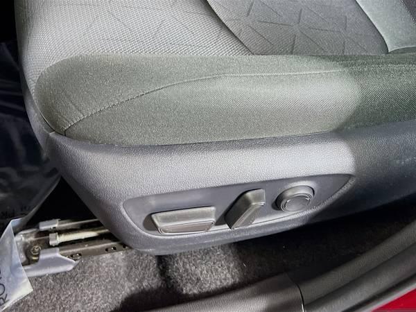 2025 Toyota RAV4 Hybrid XLE EASY FINANCING! 18