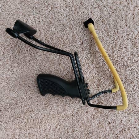 Daisy Powerline B52 Slingshot w/ Wrist Brace & Premium BB Ammo Bundle 2