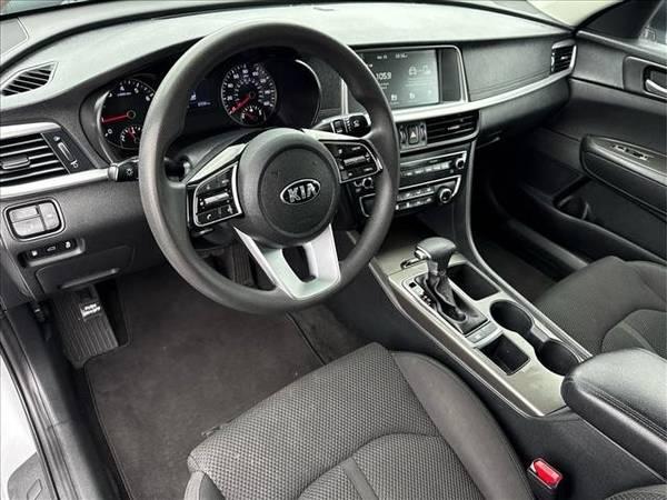 2020 Kia Optima  LX Sedan 14