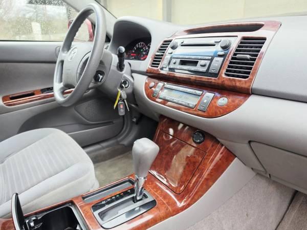 2006 Toyota Camry 13