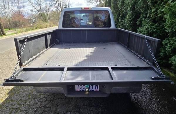 2002 Ford Ranger XLT Appearance 2dr SuperCab  SB Pickup Truck 11