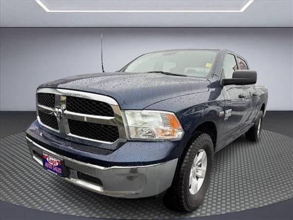 2020 RAM 1500 Classic 4x4 4WD Truck Dodge SLT Crew Cab 6.3 ft. SB Pickup