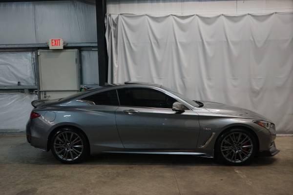 2017 INFINITI Q60 Red Sport 400 // AWD // Red Leather // Serviced!!! 6