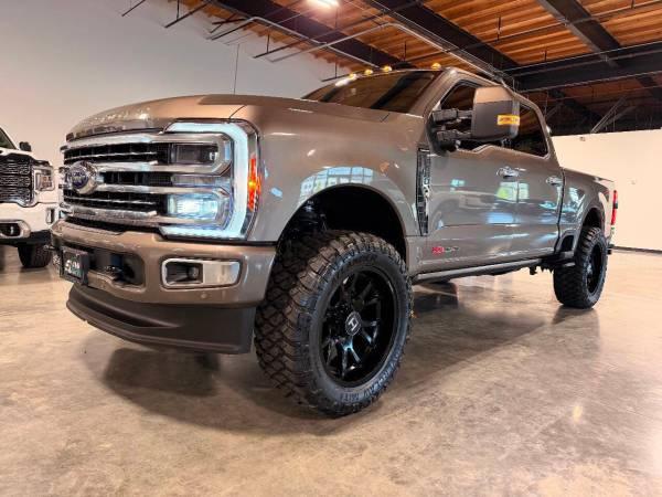 2023 Ford F-350 Super Duty Diesel 4x4 4WD F350 Truck Limited 4dr Crew
