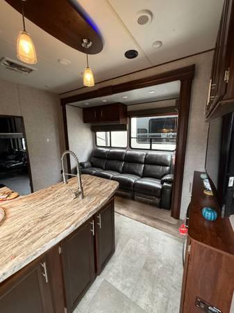 2018 Vengeance By Forest River 42’ Toy Hauler F/W 1 Slide Rear Garage 7