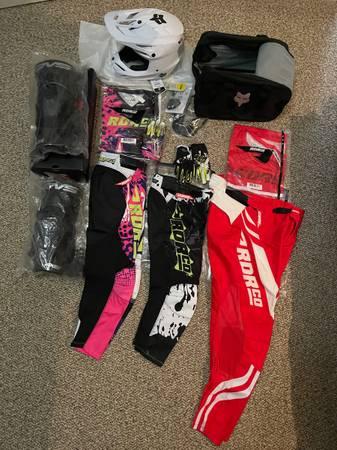 All Brand New! Fox youth V3 LG. EVS Axis Sport adult LG. RDRCO Gear